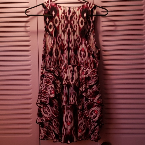 Top - Picture 2 of 2